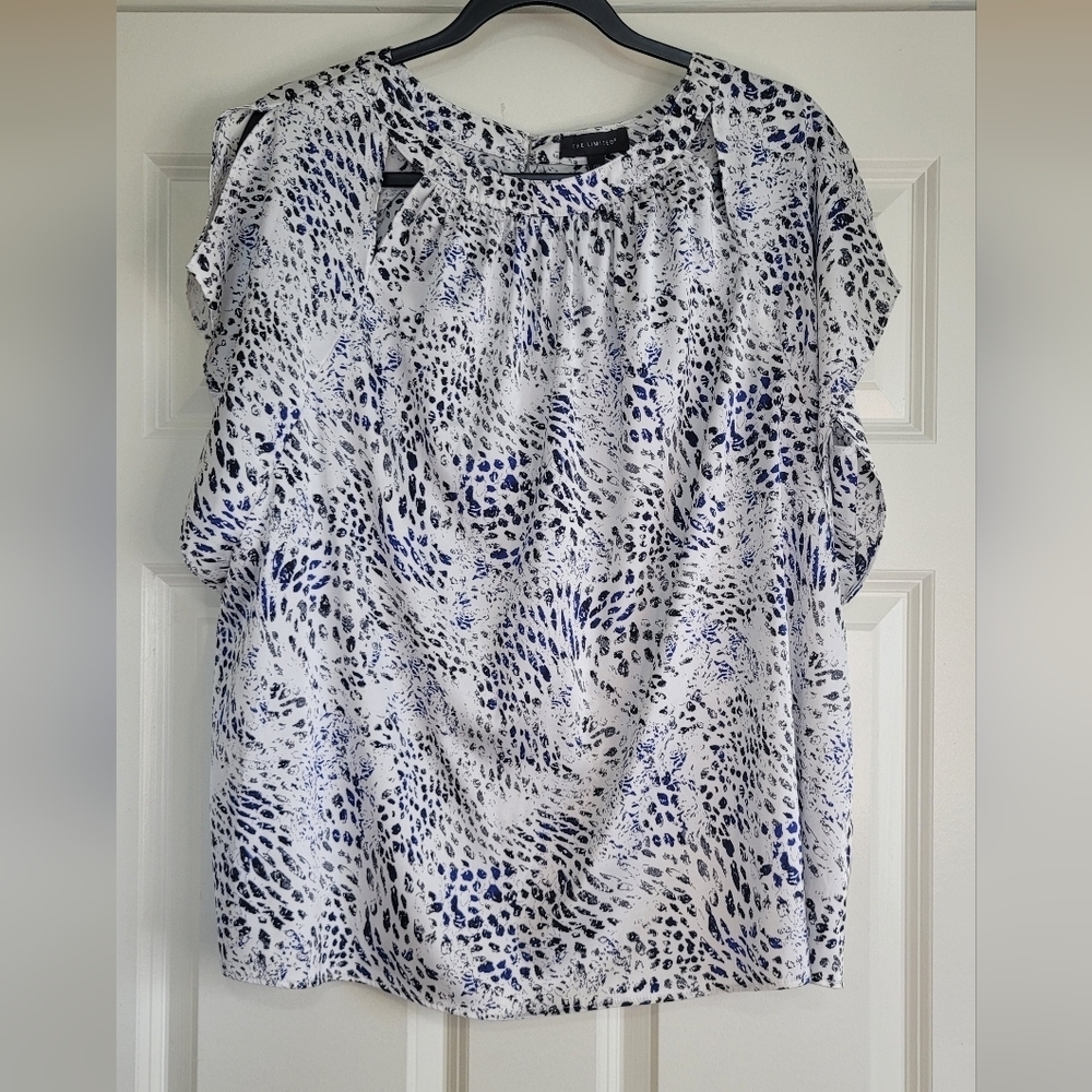 The Limited White, Blue, and Black Animal Print Short Sleeve Blouse - Size 0X